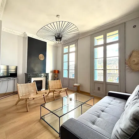 Vue Exceptionnelle Sur Le Canal